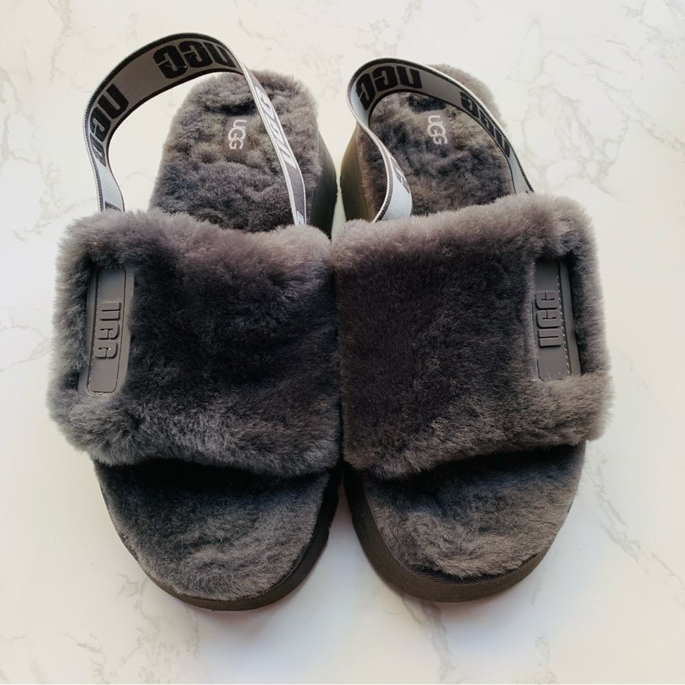 UGG Disco Slide Platform Sheepskin Cozy Comfy Slip On Shoes | Size 8